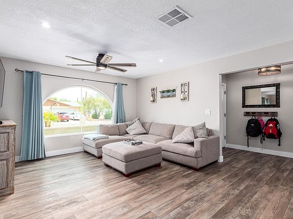 4th image of 15610 N 56th Pl