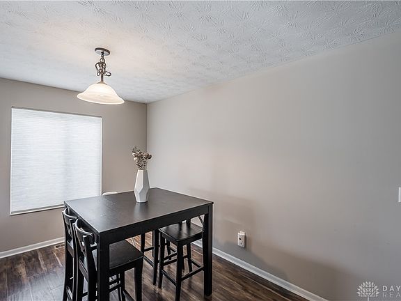 5th image of 2440 Homeland Ct