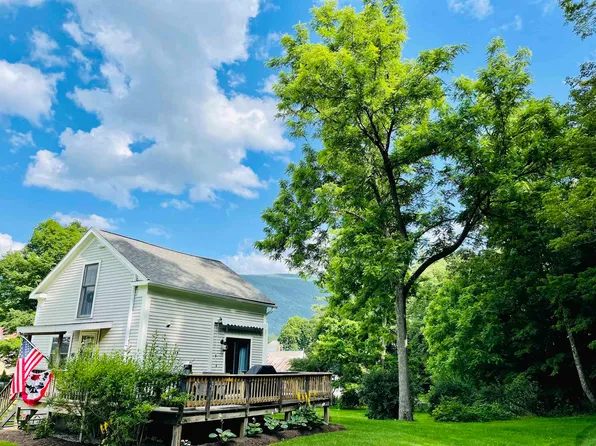 36 South Main Street, Danby, VT 05739
