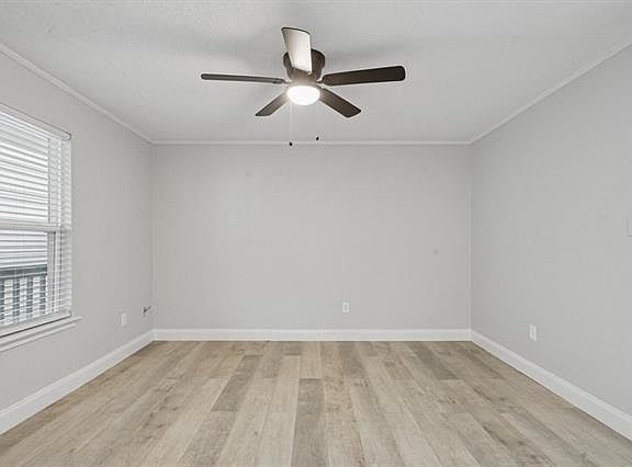 4th image of 2330 Edenborn Ave APT 205