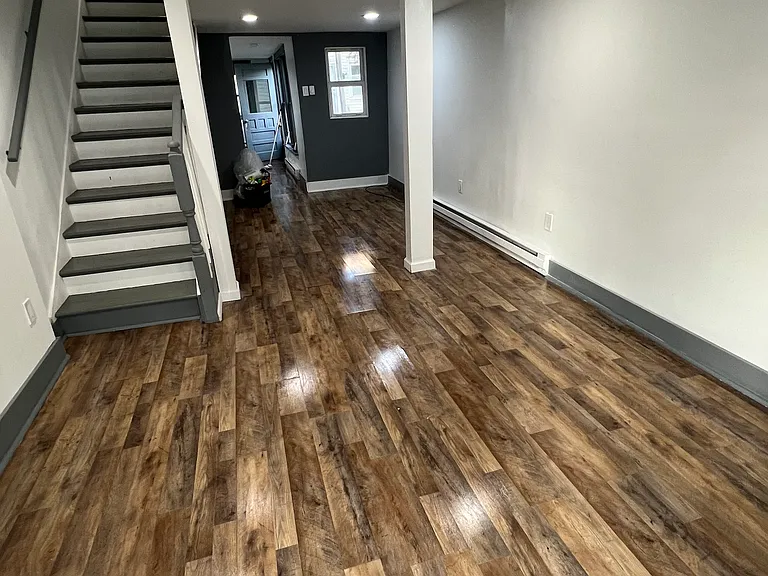 305 Ridge St — Photo 8