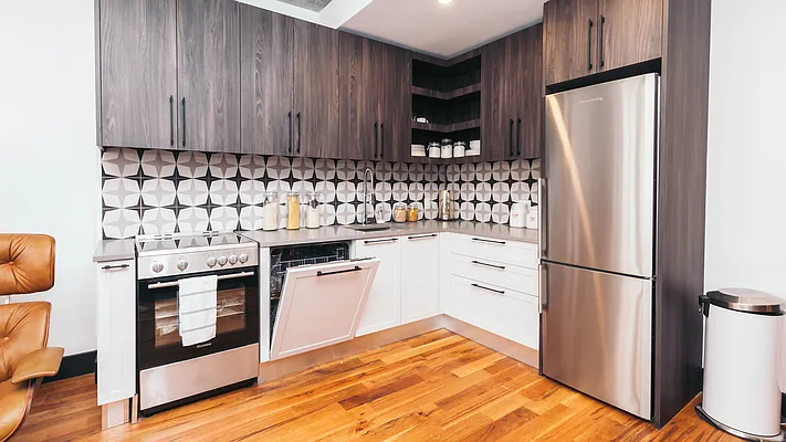 Rented by Nooklyn NYC LLC | media 62