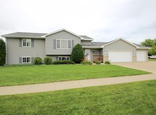 2343 10th Ave NE, Watertown, SD 57201