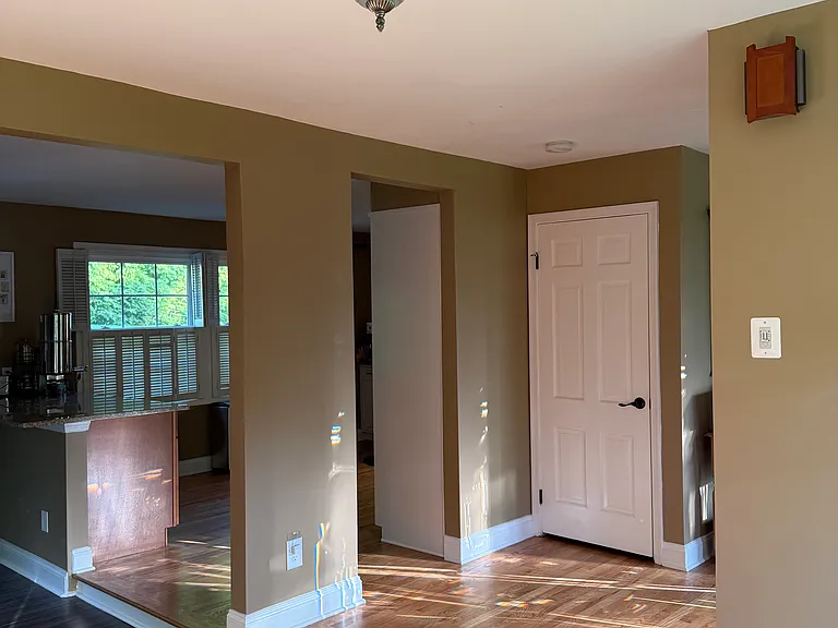7413 Skyline Dr — Photo 11