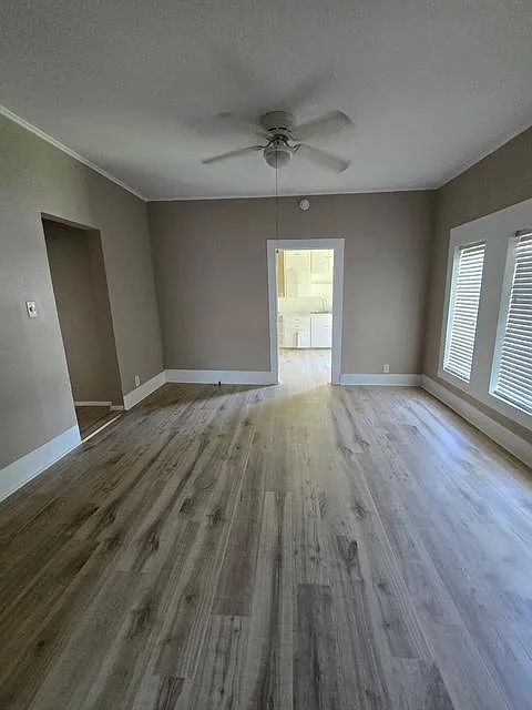 2514 Buchanan St — Photo 4