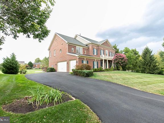 3rd image of 18311 Sea Island Pl