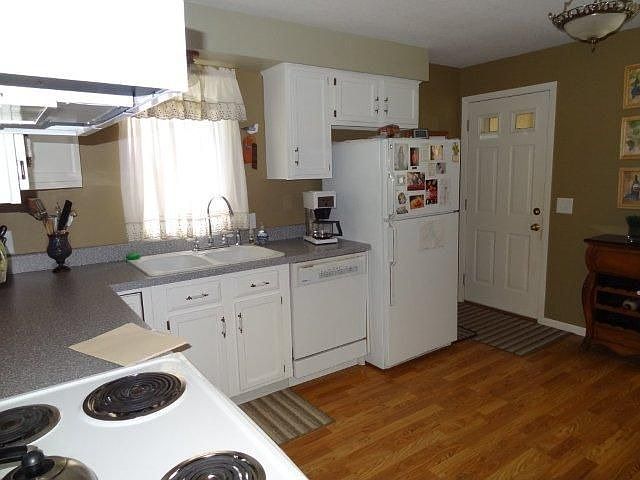 2nd image of 1929 6th St NW