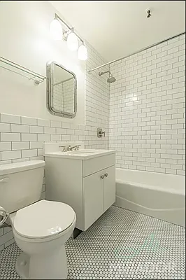 Rented by Mirador Real Estate | media 20