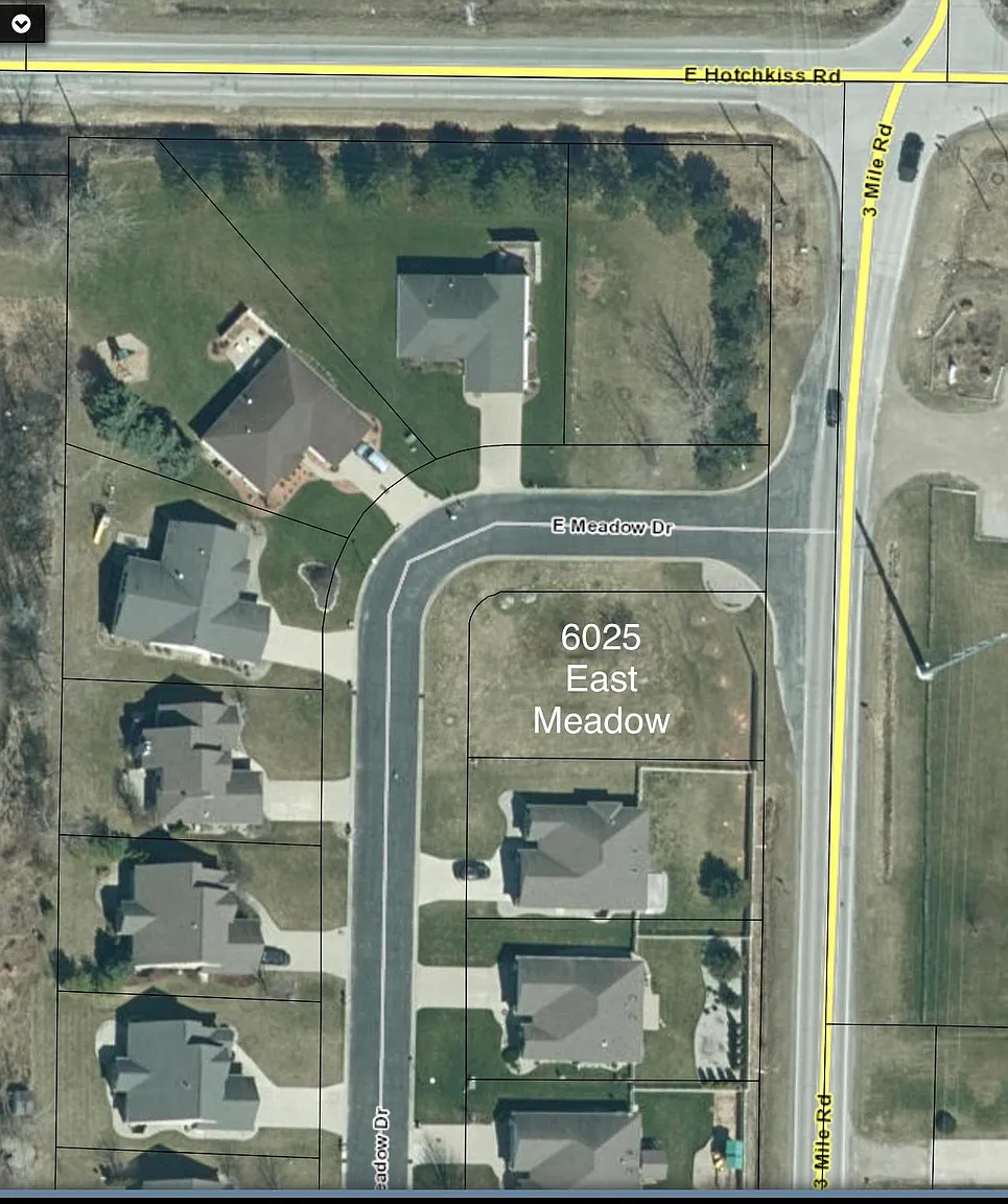 6025 E Meadow Dr photo 1