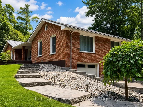 919 Jamieson Rd, Quinte West, ON K0K 3M0