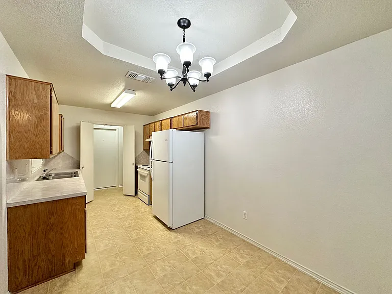 2706 Edgefield St — Photo 5