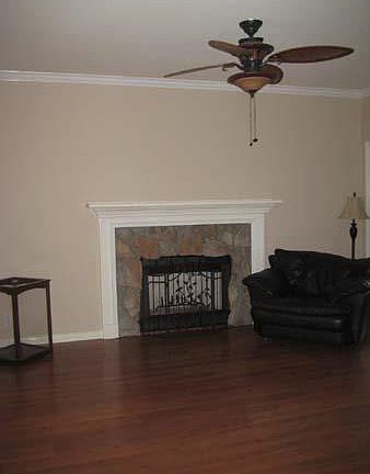 5th image of 1128 Bardwell Cir