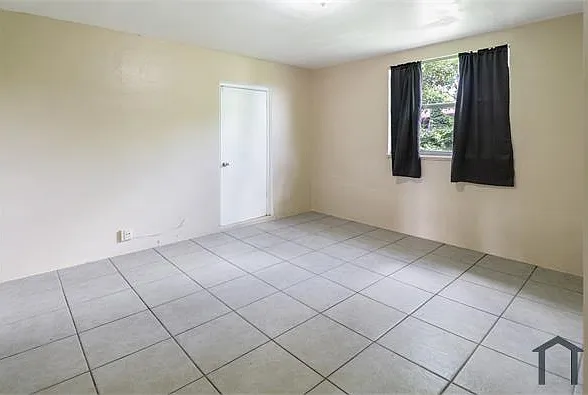 1750 SW 70th Way — Photo 10