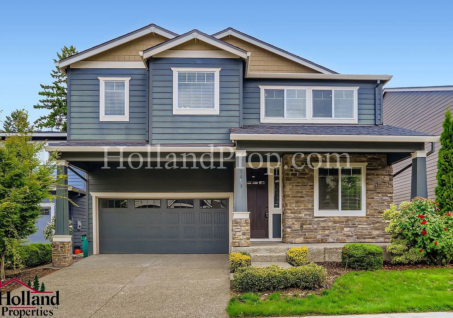 Spacious 6-bedroom Retreat in Prime North Bethany Area — Photo 1