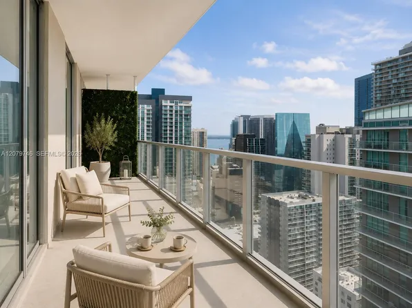 1111 SW 1st Ave #Uph4015, Miami, FL 33130
