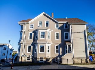 325 Snell St, Fall River, MA 02721