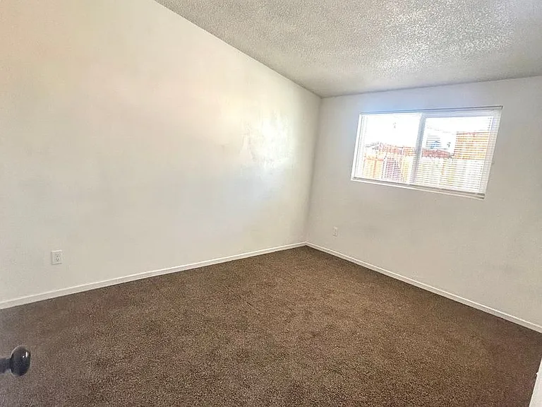 5834 Ocotillo Ave — Photo 12