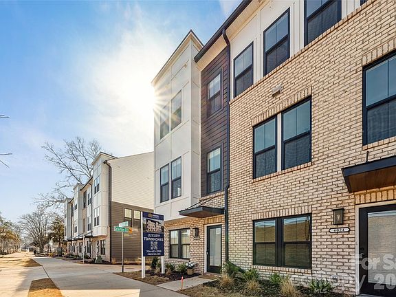 3rd image of 6028 Old Pineville Rd #19