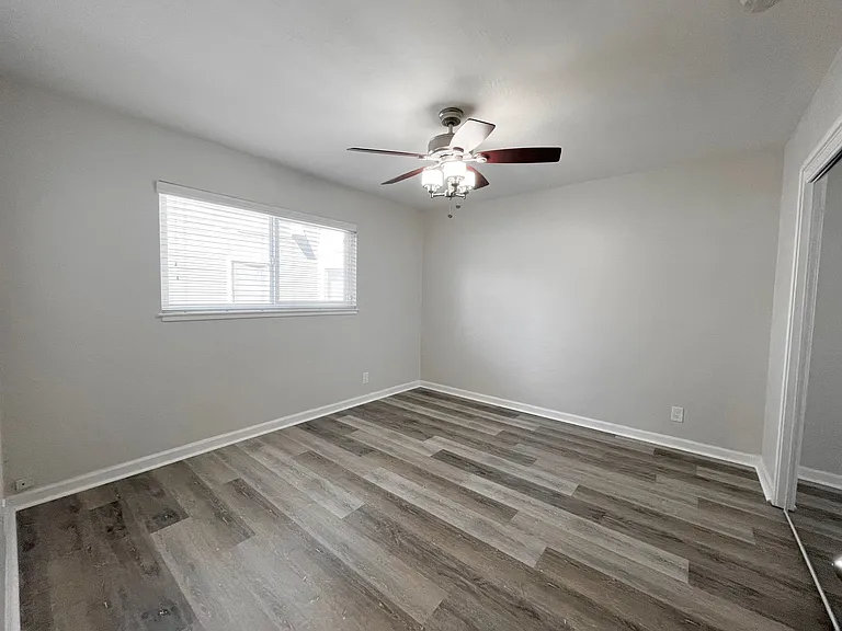 2222 P Street — Photo 5