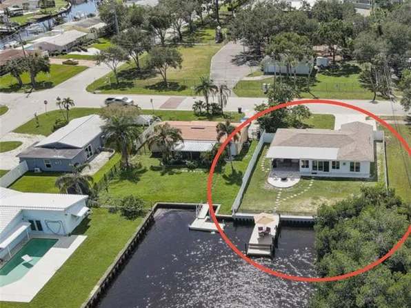 265 96th Ave N, Saint Petersburg, FL 33702
