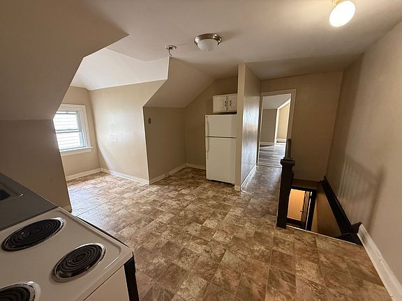 2nd image of 407 S Potomac St #3F
