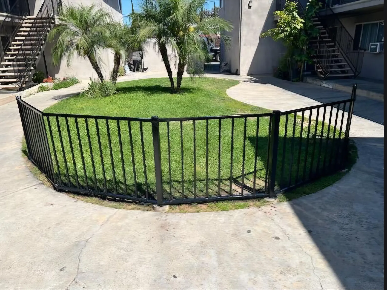 1 bed, 650 sqft, $1,950 — Photo 2