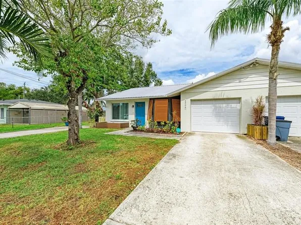2506 32nd Ave W, Bradenton, FL 34205