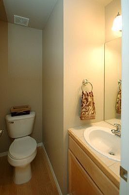4th image of 17921 80th Ave NE APT A5