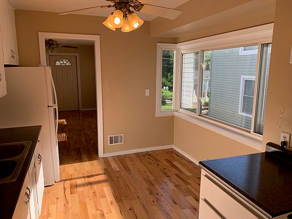 5th image of 106 Amsler St