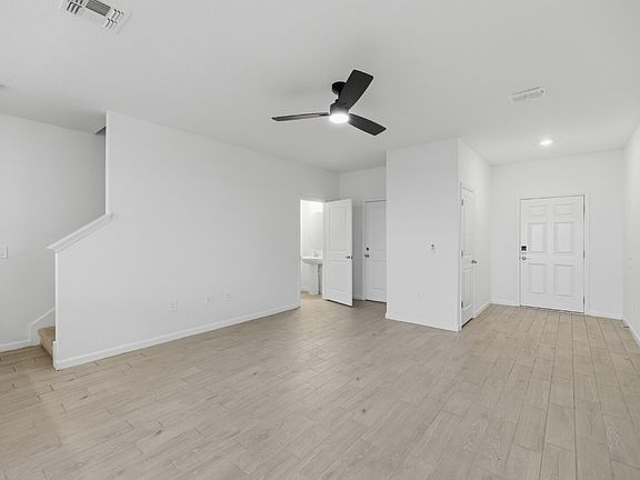 5th image of 3491 SE 37th Ct