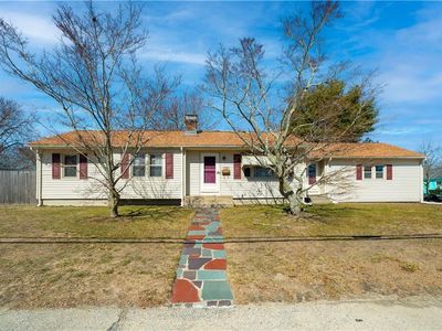 1785 W Shore Rd, Warwick, RI, 02889
