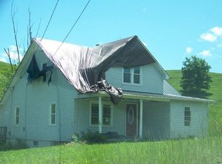 418 Plum Creek Rd, Chilhowie, VA 24319