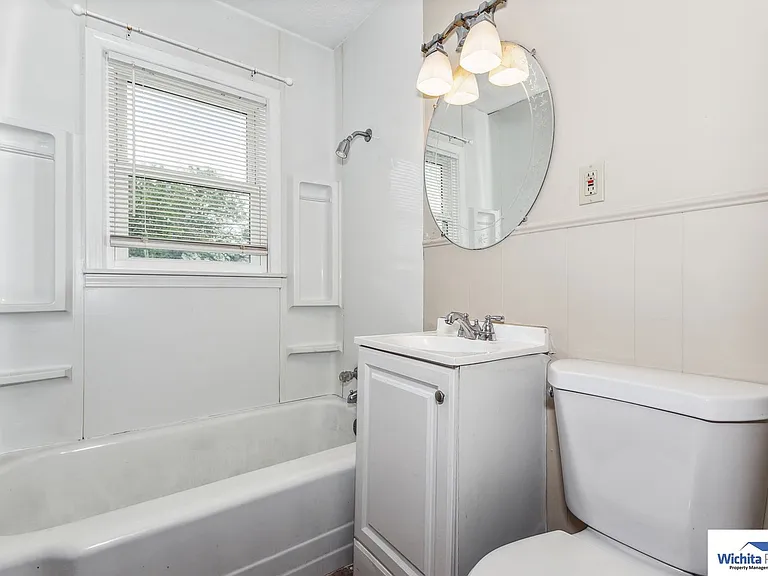 2219 N Estelle St — Photo 11