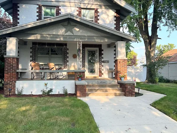 725 Superior St, Storm Lake, IA 50588