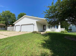 2419 52nd St NW, Rochester, MN 55901