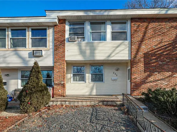 111 Rolling Way, Peekskill, NY 10566