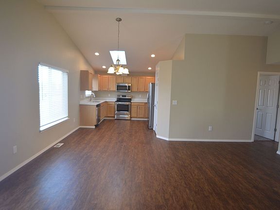 3rd image of 7923 61st Pl NE