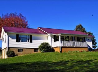 3199 Bedrock Rd NW, Dellroy, OH 44620