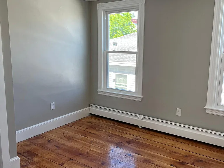 38 Brackett St #3 — Photo 7