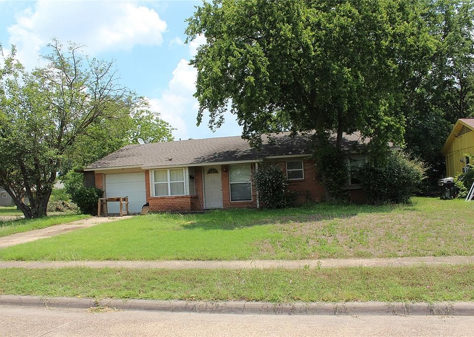 1st image of 312 Island Dr