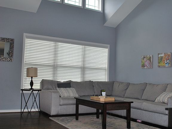 2nd image of 51 Mackay Ln