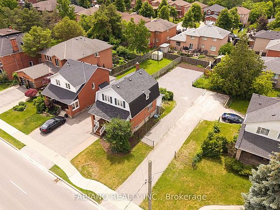 2nd image of 7876 Kipling Ave #7872