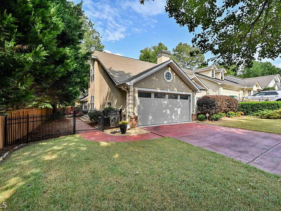 1st image of 2386 Oakwood Way #68