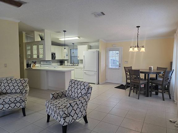 4th image of 88 Habersham Dr