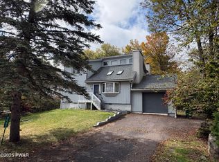 9593 Dawn Ln, Tobyhanna, PA