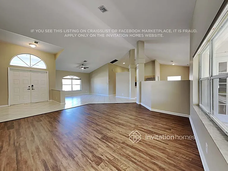 7062 Saint Clair Ct — Photo 4
