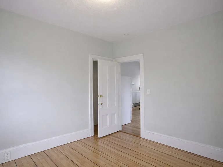 18 Amy St #2 — Photo 16