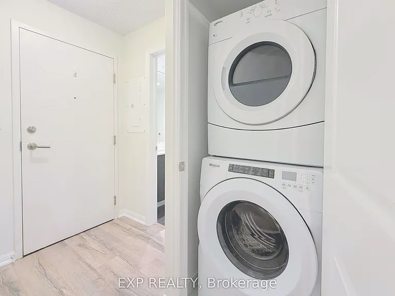 400 Adelaide St E #702 — Photo 14