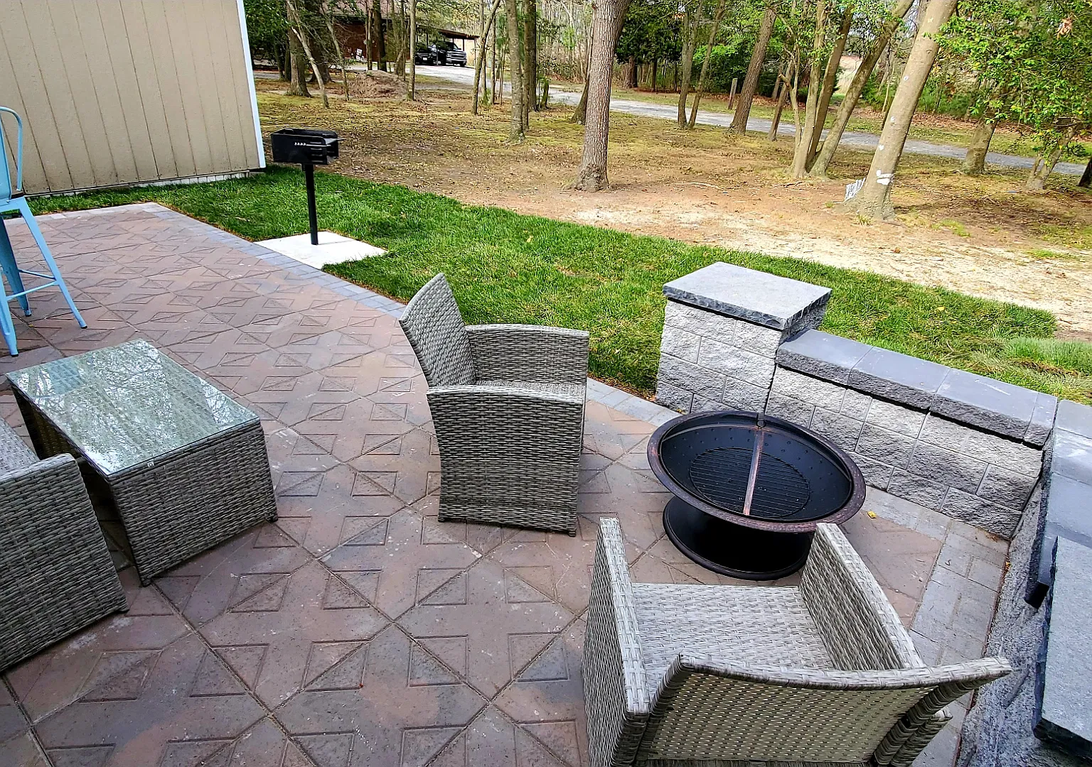 2 bed, 900 sqft, $1,950 — Photo 3