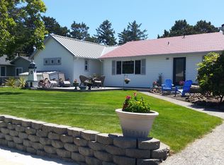 451 15th Ave, Seaside, OR 97138
